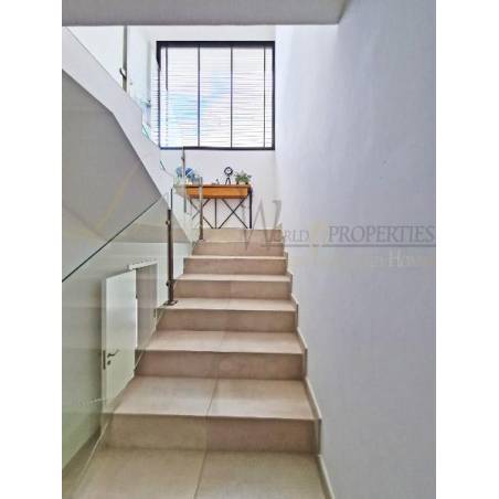 Sprzedaż - Nieruchomości - Dom / Apartament - Calle Luxemburgo 1