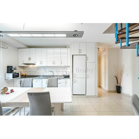 Sprzedaż - Nieruchomości - Duplex - Los Cristianos, Arona 1