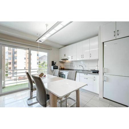 Sprzedaż - Nieruchomości - Duplex - Los Cristianos, Arona 1