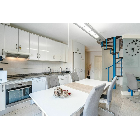 Sprzedaż - Nieruchomości - Duplex - Los Cristianos, Arona 1