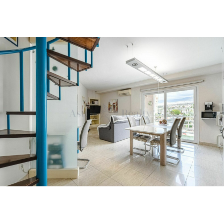 Sprzedaż - Nieruchomości - Duplex - Los Cristianos, Arona 1