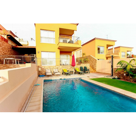 Sprzedaż - Nieruchomości - Villa - Puerto Santiago, Santiago del Teide 1