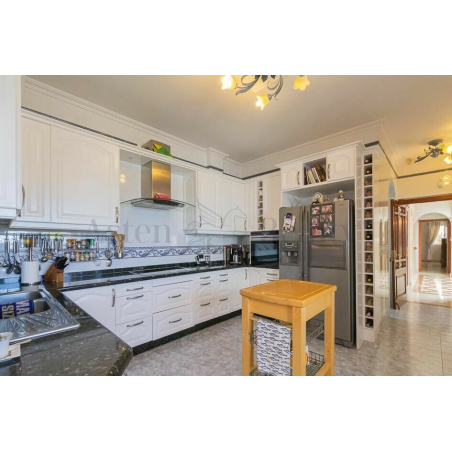 Sprzedaż - Nieruchomości - Villa - San Eugenio Alto, Adeje 8